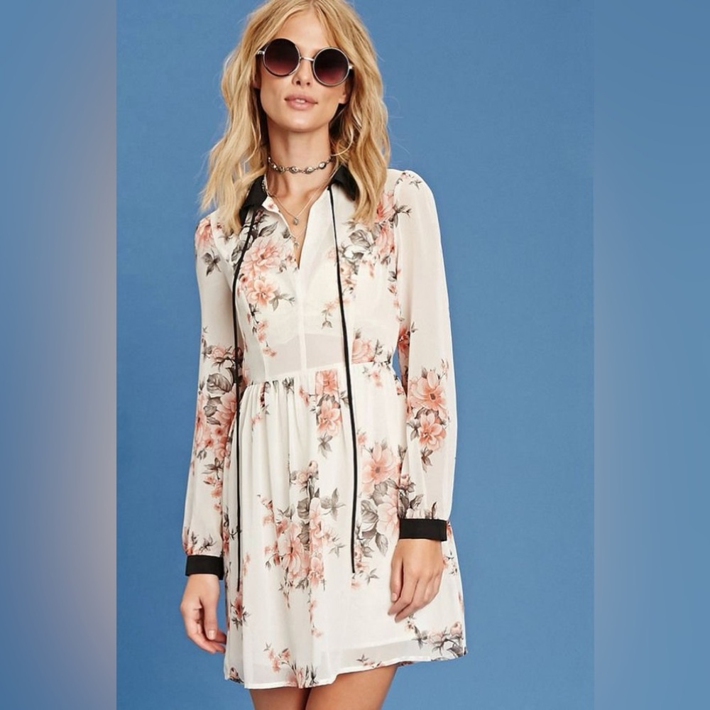 FOREVER 21 | Women’s Contemporary Floral Mini Dress Medium